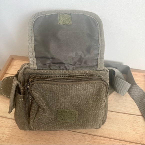 Prairie Schooner Canvas Fanny Pack - Picture 4 of 12